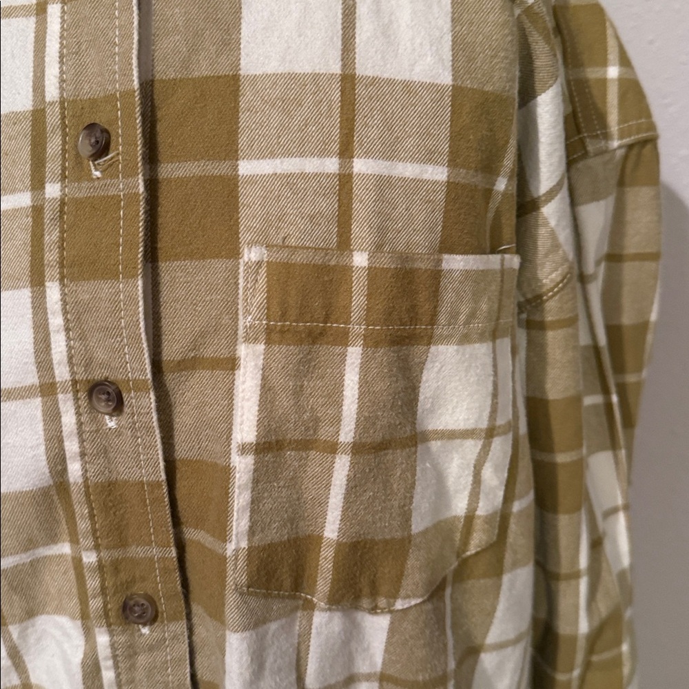 Universal Thread flannel. Excellent condition. - Picture 3 of 3